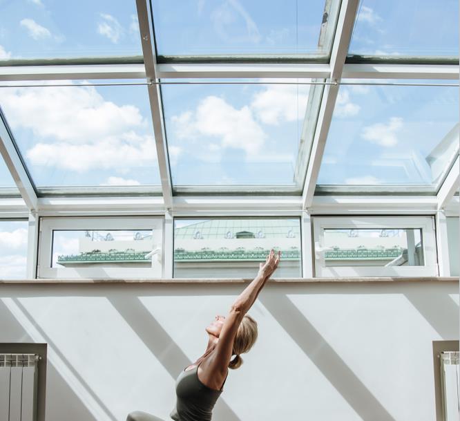 北京農(nóng)村院子里安裝的天棚簾或蜂巢簾，大概多少錢？